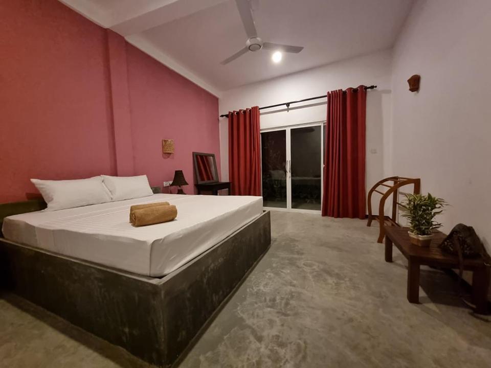 H&C Heaven Beach Hotel Unawatuna Exterior foto